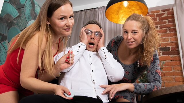 Marta e Zabava Strap in riprese scopata laterale di Mature 4k