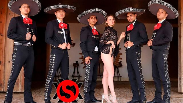 Emily's Teenie Porno