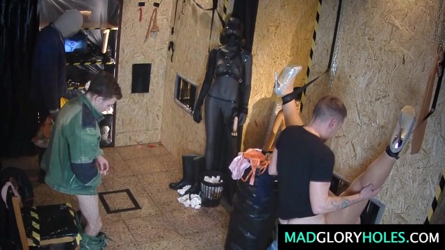 Tempting belle at dildo dirt