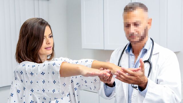 Bellezza Hadley Haze e Dharma Jones in porno tette di media grandezza