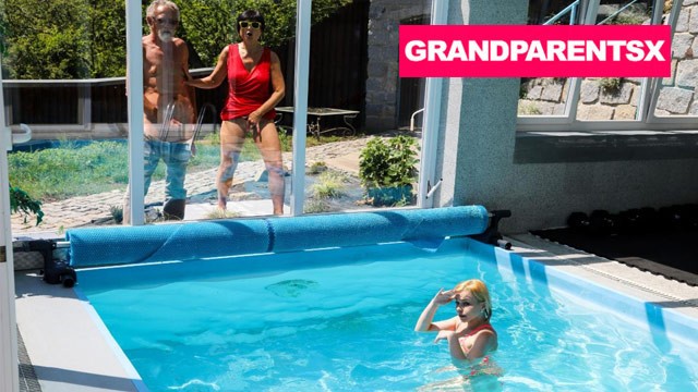 Masturbieren Pornofilm mit femme fataleer Rebeka Black von Grandparents X