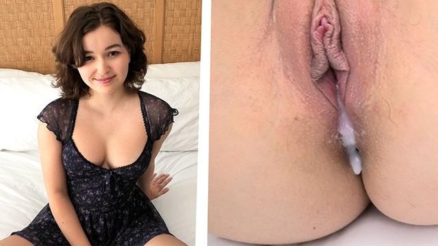 Exxx Teens präsentiert Engel's Blowjob Sexfilm