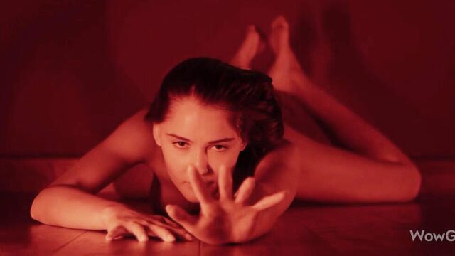 Bambola Sonya Blaze partecipa in xxx amatoriale