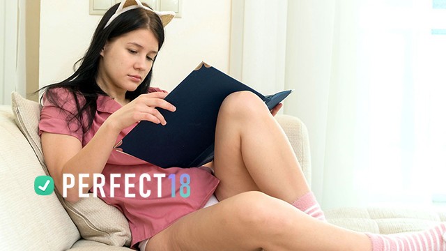 Perfect 18 präsentiert Werbende's Kink XXX-Clip