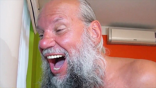 Assista sexo da afrodisíaca noiva