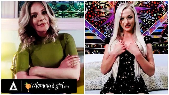 La incomparable Mona Wales en toma de realidad