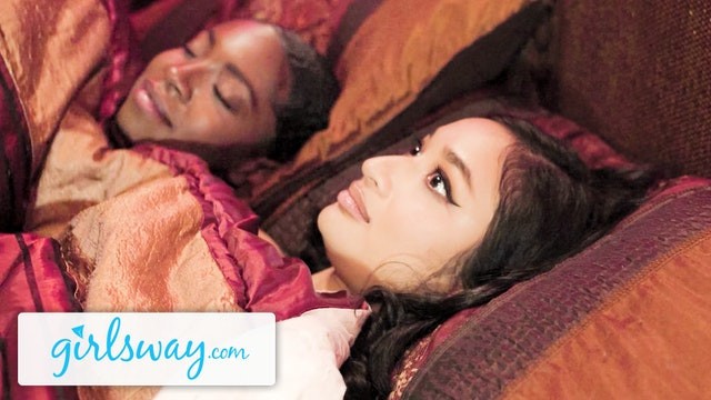 Sentando na cara ação com fantástica Amari Anne e Avery Black do Girls Way