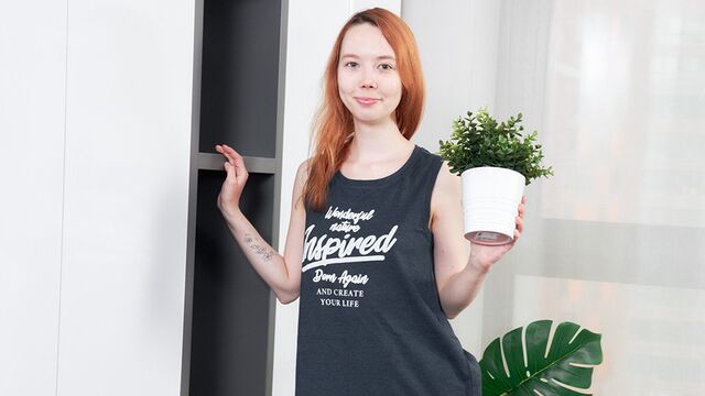 Emily A in Dünn XXX-Film von Beauty Angels