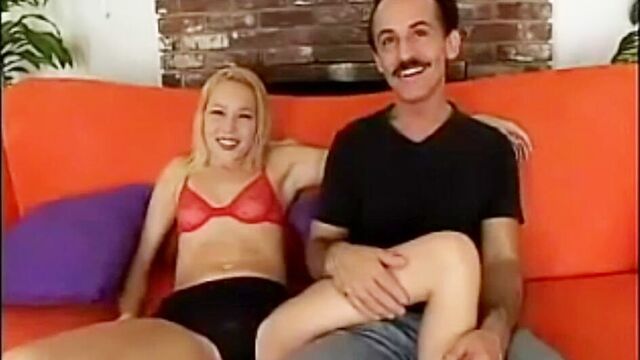 मनोरम Liv Wilder और Tiffany Taylor में बड़े स्तन लिंग