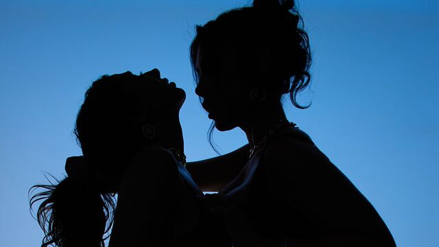 Gianna Dior and Queenie Sateen's milf video by Slayed