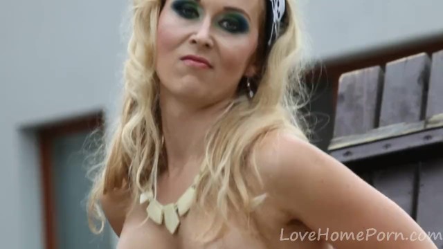 Temptress in High Heels XXX von Love Home Porn