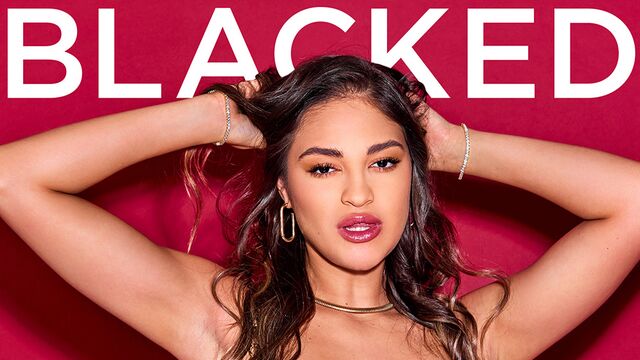 Blacked.Com - clip tette naturali