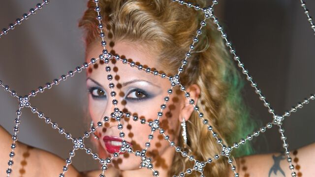 Acción de tetas grandes protagonizado por la fenomenal Yessy