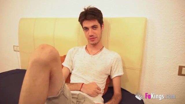 Cassandra in Blowjob XXX-Clip von FaKings