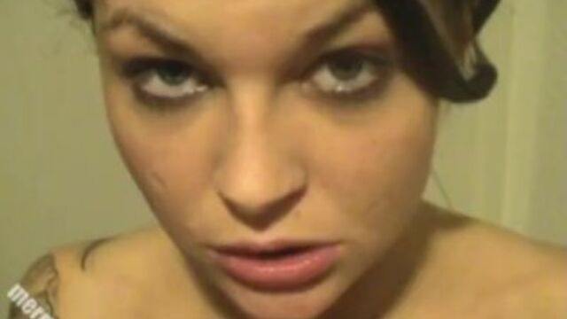 विलासी  दोस्त में अभिनय किया शौकिया वीडियो