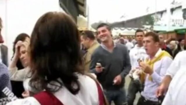 Innocente culona - video all'aperto - mydirtyhobby