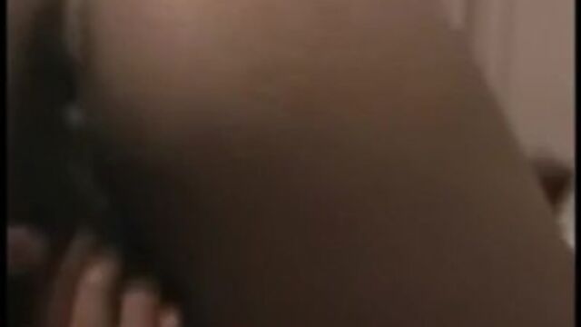 La racoleuse chipie en vedette dans séquence black