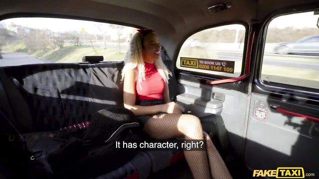 Fake Taxi präsentiert Romy Indy's Fester Arsch Sexfilm