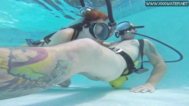 Underwater Show presenta clip con las estrella porno de Minnie Manga