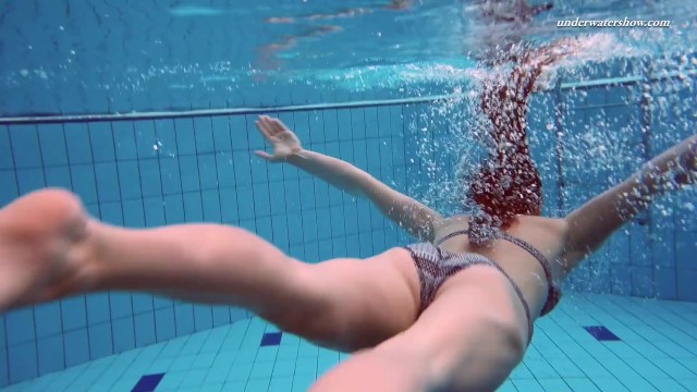 Small tits dirt with flirtatious Liza from Underwater Show