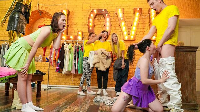 Guarda porno di affascinante Virgin Butterfly e Cristafeer Robien