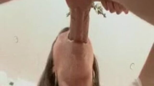 La putita Mike Adriano en vídeo de jovencitas