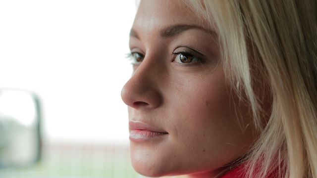 Bonny Alive Bell's firm ass trailer