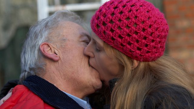 Oldje featuring Olga Bartz's old vs young movie