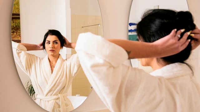 Contenu x brunette de l'incomparable Loren 