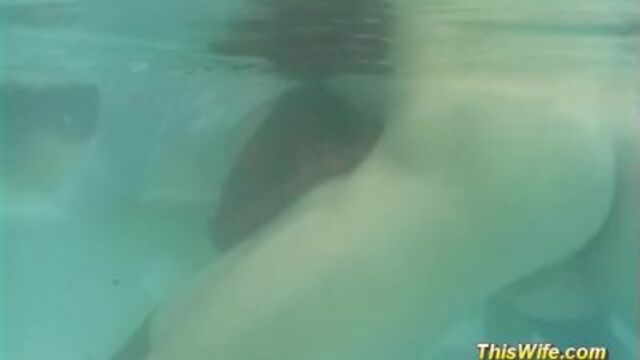 Pornografía de la cautivante vieja de MILF 