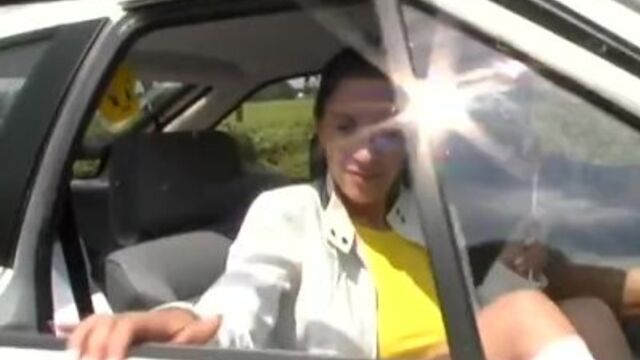 Extreme Movie Pass प्रस्तुत करता है प्यारी  का जर्मन फुटेज