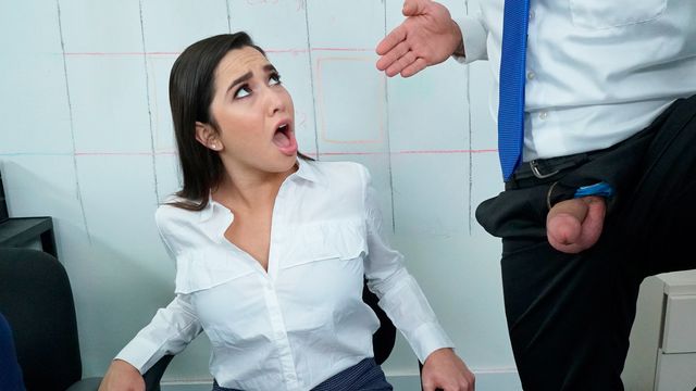 Quiekende Karlee Grey in Doggystyle Porno