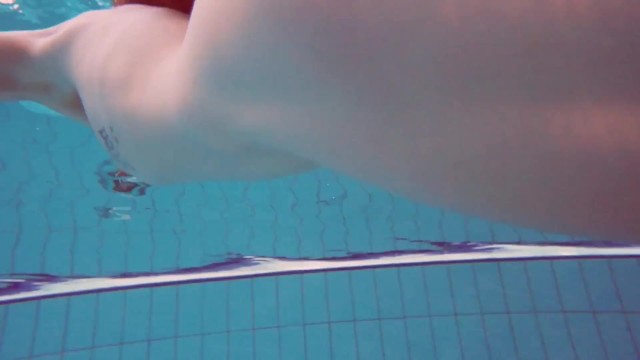 Aphrodisierende Frauen in der Hauptrolle in Teenie Film