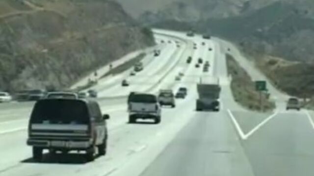 Watch gambling Chelsea Zinn's action