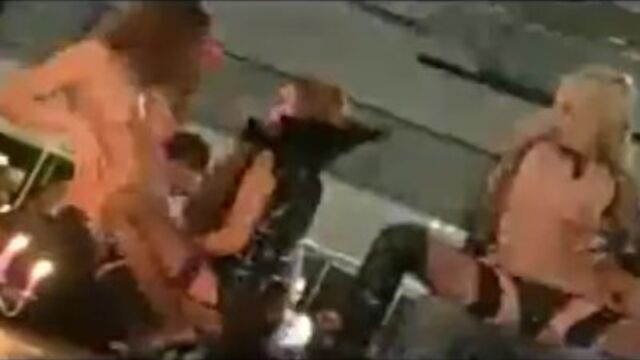 Extreme Movie Pass präsentiert Bimbo's Dreier XXX