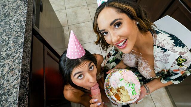 Hottie Chloe Amour and Aubry Babcock's big tits dirt