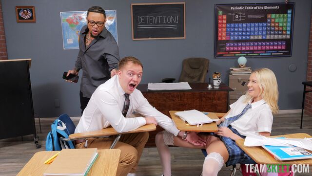 Lexi Lore y Dani Blu en rodaje de polla grande de TeamSkeet Selects