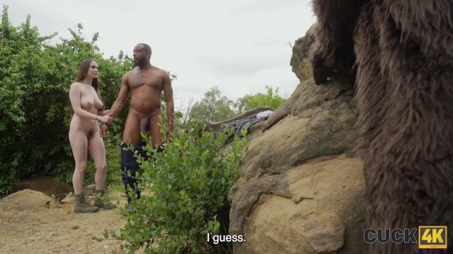 La increíble Jovan Jordan y Hazel Moore - acción de polla grande negra - Cuck 4K