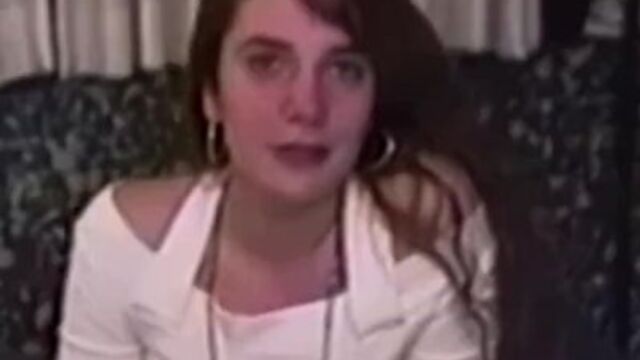 La ardiente angelita en vídeo de mamadas