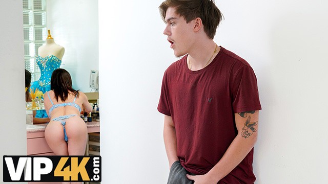 जूनोस्क Rayveness का सौतेली माँ लिंग