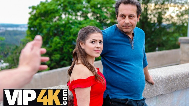 Serina का देखने वीडियो