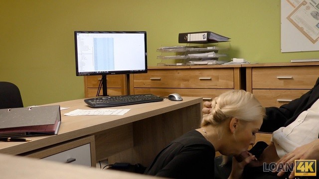 Loan4k प्रस्तुत करता है Chica का किशोर व्यक्ति क्लिप