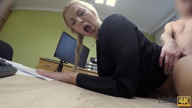 Mira vídeo con la contenta Karol Lilien