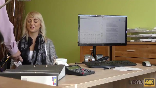 Mira película con la alocada muñeca