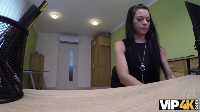 Inga in Brünette Clip von VIP 4K