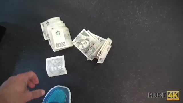 Escena con la hambrienta de sexo Linda Sweet y Linda con POV de Hunt4k