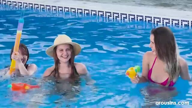 Arousins präsentiert Kate Quinn und Sofi Noir's Keinen Sex Film