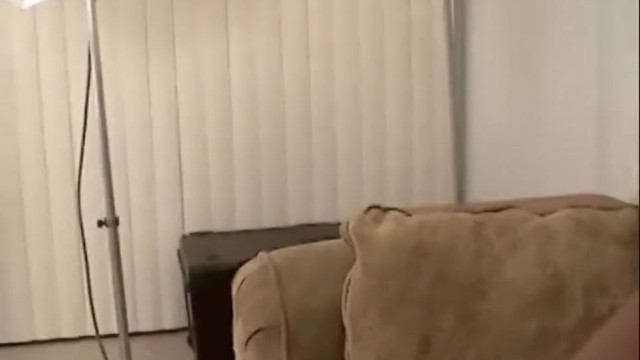 Piriguete em peituda vídeo no Young Teenie Blacks