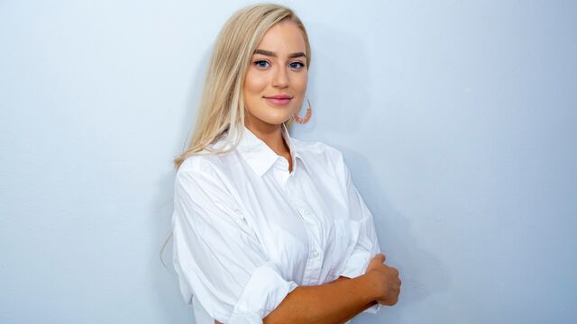 Magical Blake Blossom's stripping trailer