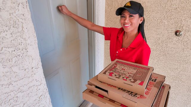 Rodaje de la ruda Ember de asiática 